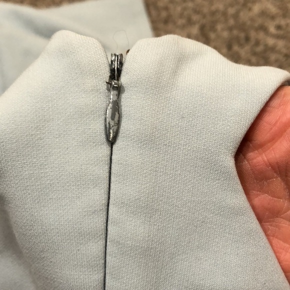 Elizabeth and James Tisha Formal Maxi Dress Gown Size 6 Sky Blue Cut Out Sides - Picture 4 of 9